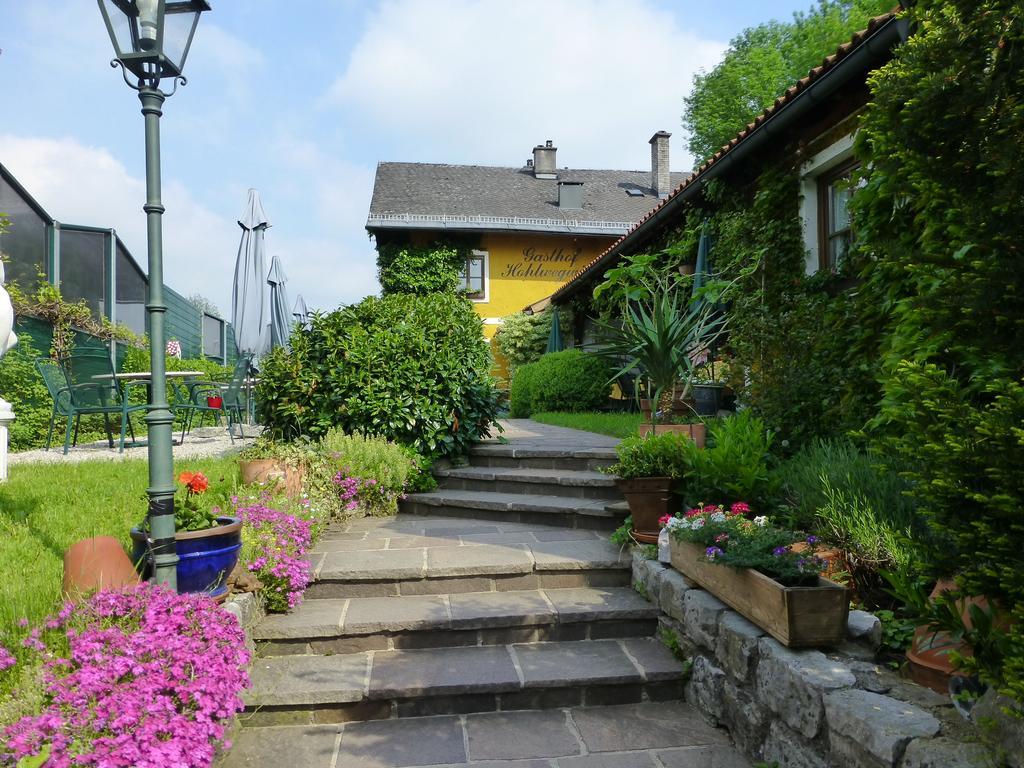 Gasthof Hohlwegwirt Hallein Exterior foto